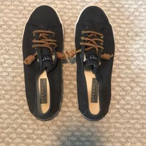 Sperry boat shoes